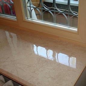 Подоконник Крем Де турке бежевый мрамор 550 * 1250 мм.